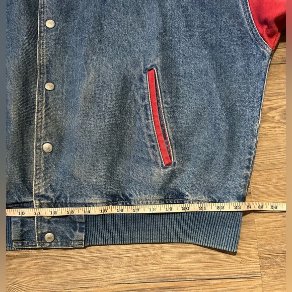 Vintage denim Jean jacket “Canadian Airlines International” - Picture 11 of 15